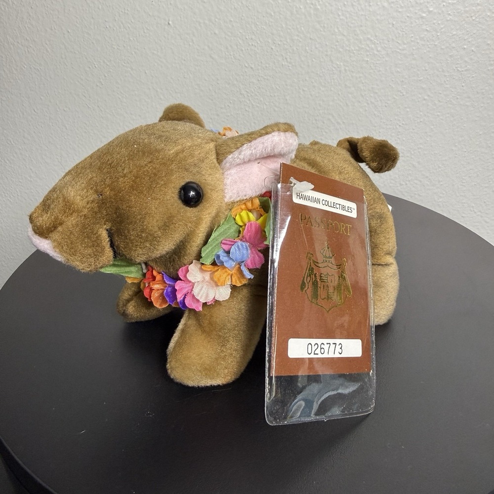 Hawaiian Collectibles 1998 Momona Pig Plush Stuffed Animal NEW With Tags